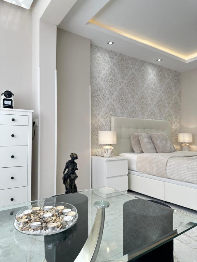 Holiday & Relax - Appartament Center Торремолінос Екстер'єр фото